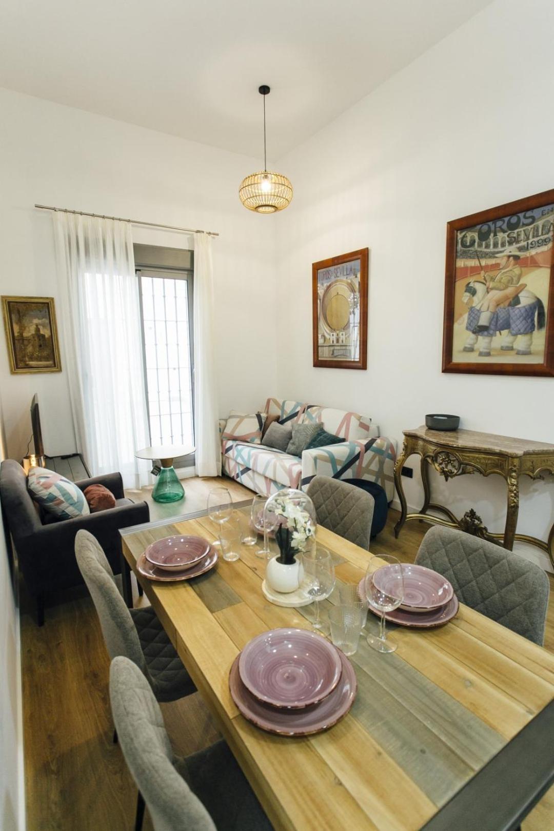 Modern With Seasonal Swimming Pool- 1Bd 1Bth- Goyeneta Apartment Sevilla Bagian luar foto